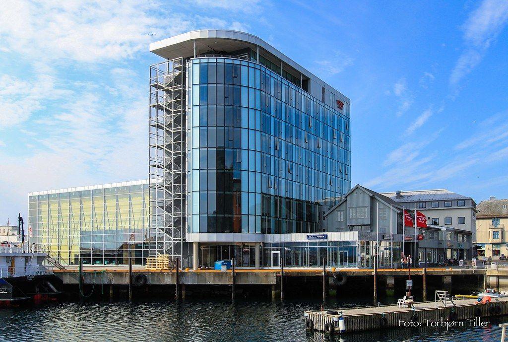 Lofoten Hotell og Kulturhus
